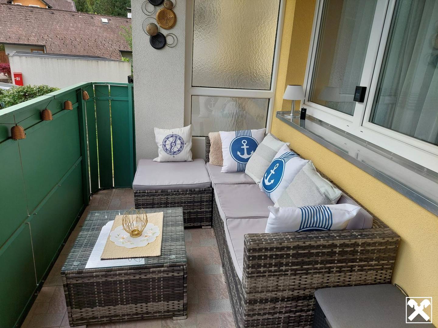 Apartment with loggia and garage on raised floor