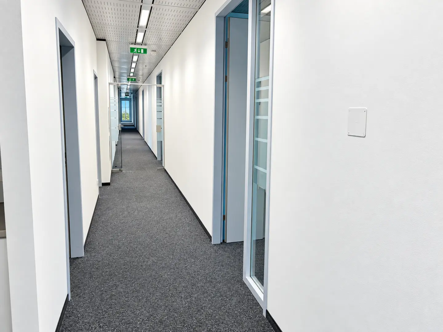 myhive Twin Tower Offices, 1100 Vienna