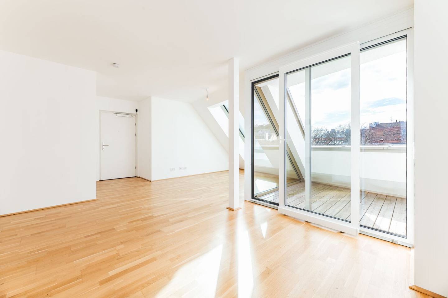 First occupancy in a new build with two terraces