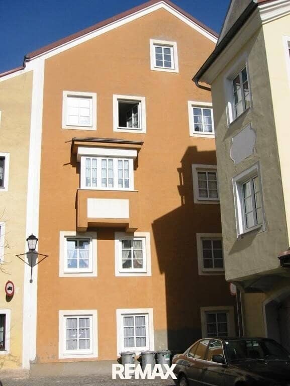 Single flat Braunau centre