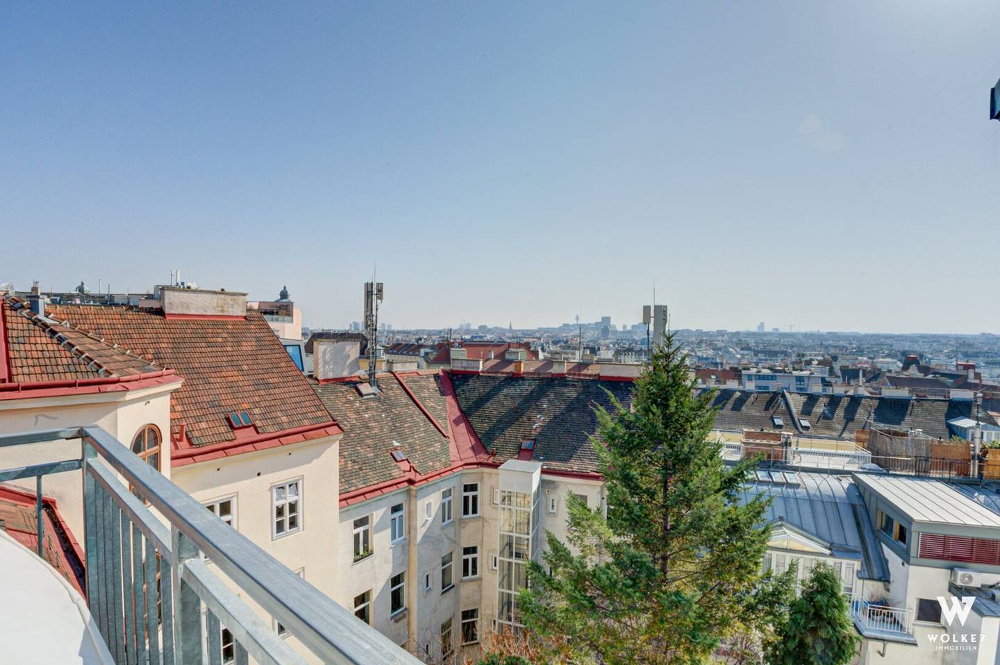 Dachgeschosswohnung mit 3 Terrassen, Wien 1060