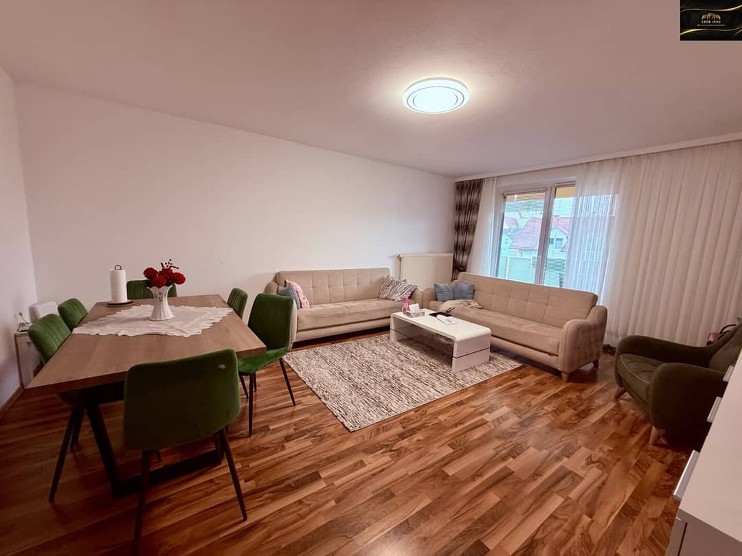 Wohnung nahe Panoramapark mit Balkon und Aufzug