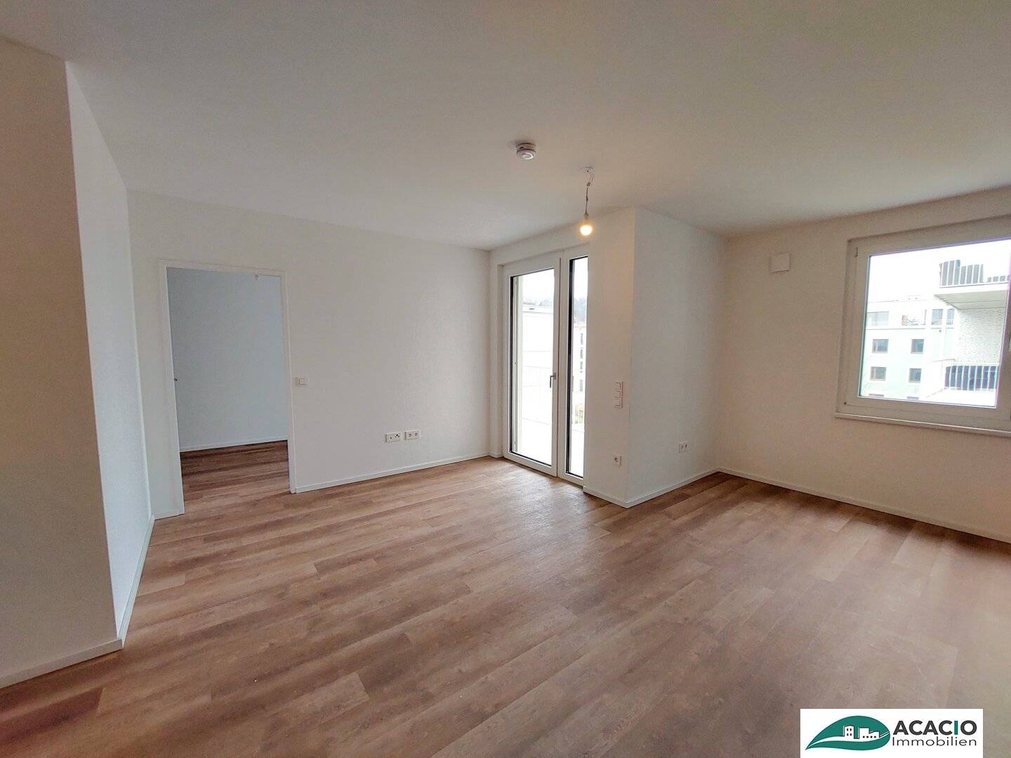 New build apartment with loggia in Tullnerfeld