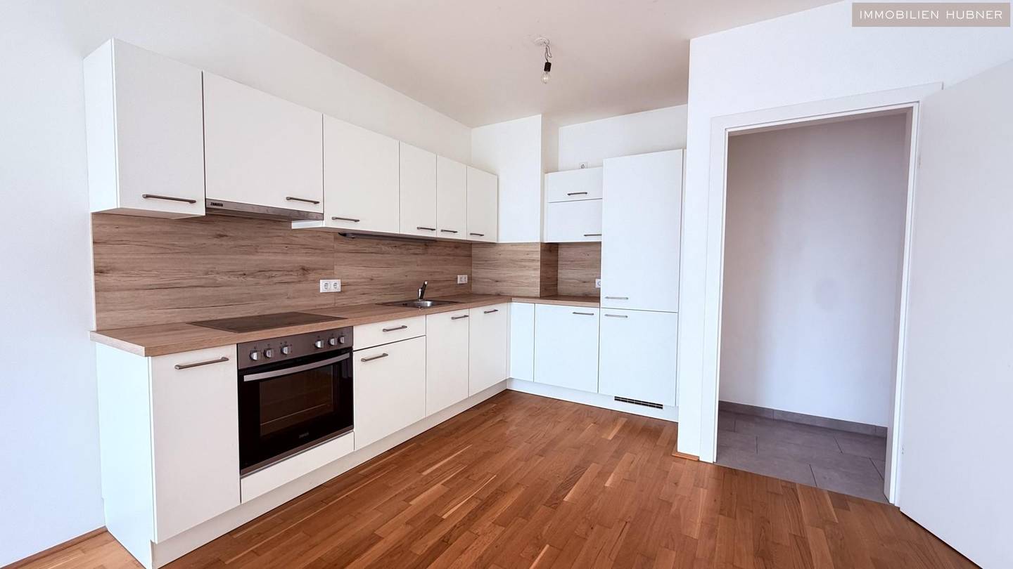 New build apartment with west balcony Akademiepark