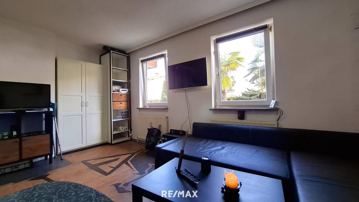 Ground floor apartment barrier free underground parking near Europark