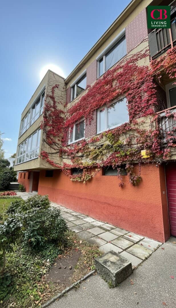187m² Apartment w/ Garden, Balcony, Garage