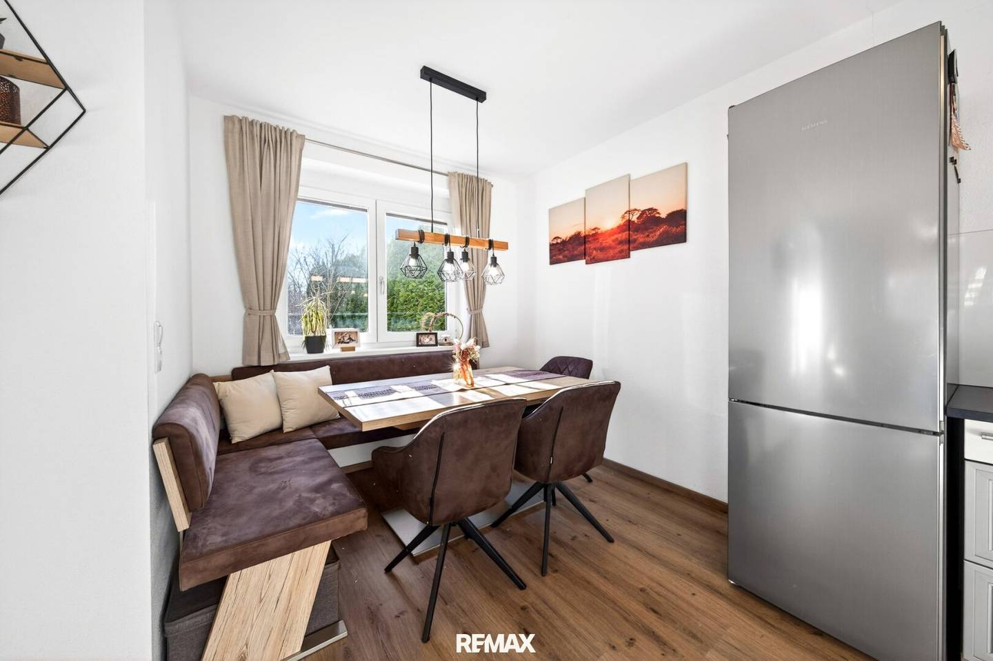 Apartment with private garden and terrace by the Inn