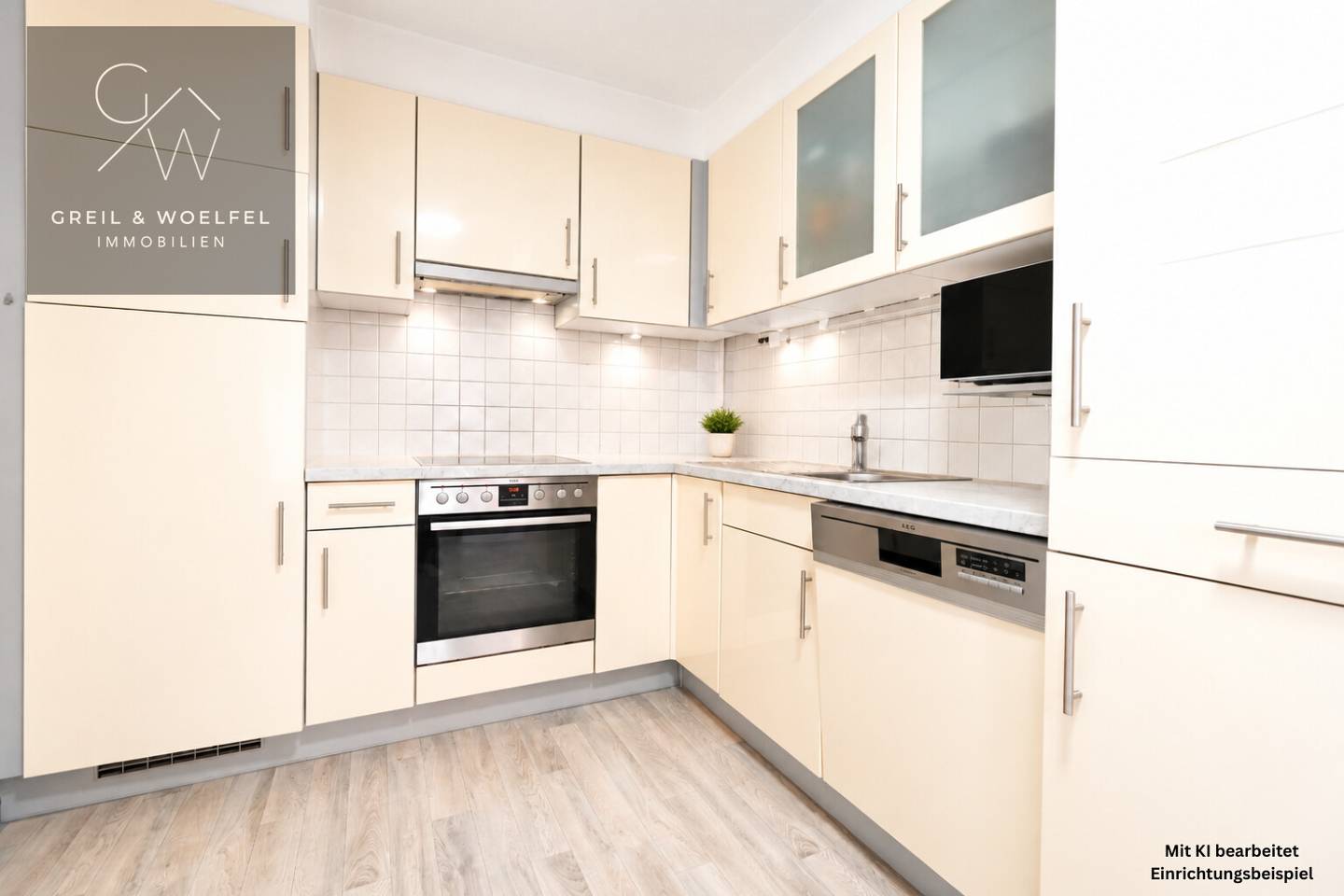 Modernisierte Wohnung mit Einbauküche und Lift