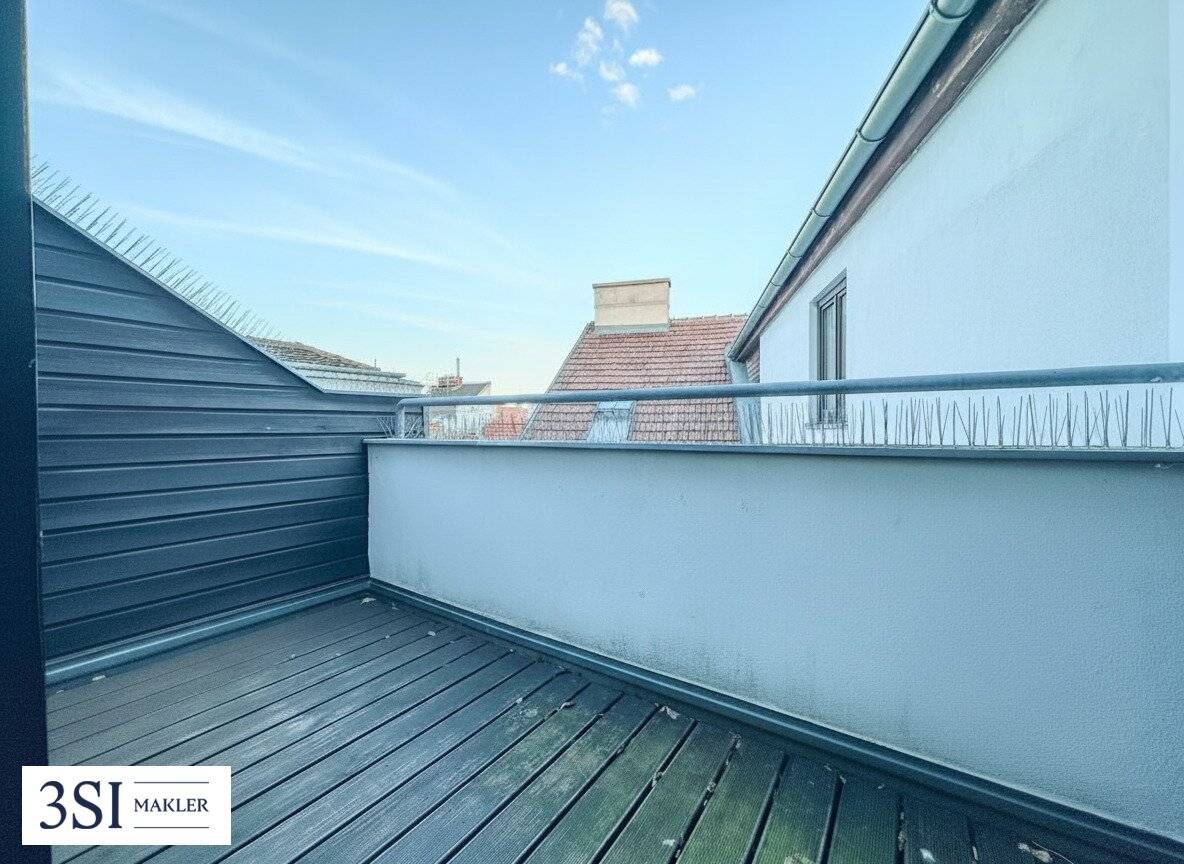 Loft-Feeling in Top-Lage des 16. Bezirks: Stilvolles Wohnen mit Sonnen-Terrasse in den Innenhof