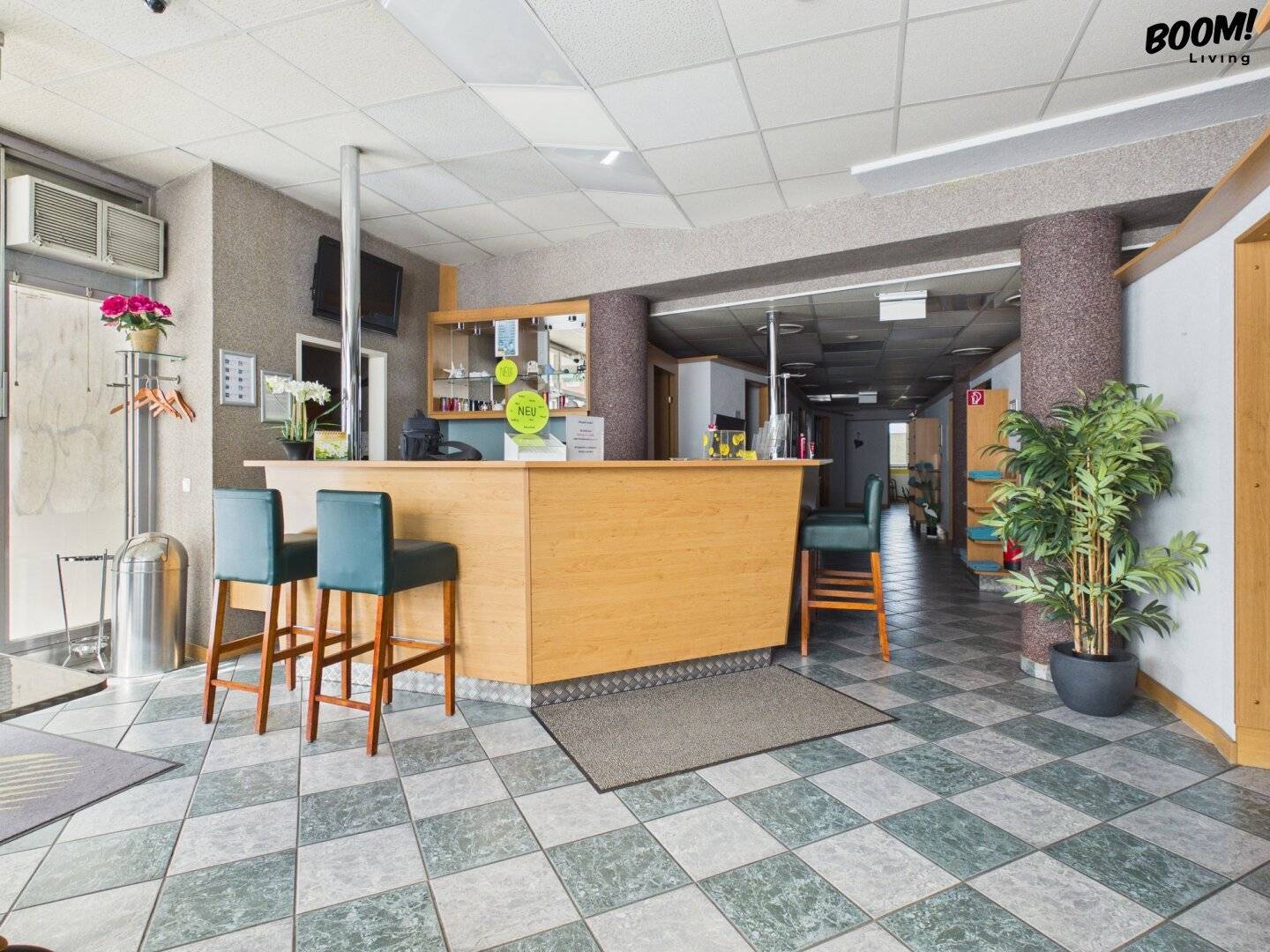 Commercial 195m² Hernals Ground Floor
