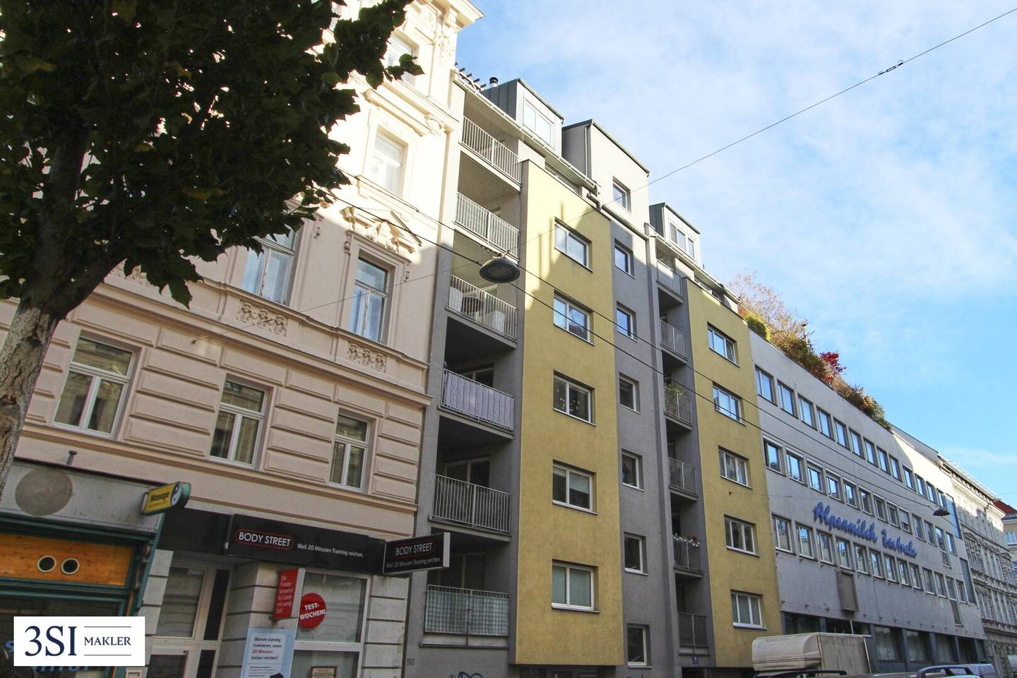 New build apartment with loggia near U1