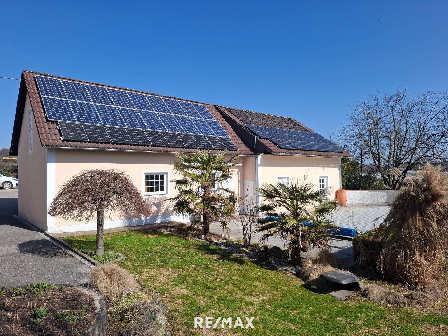 Familienhaus mit Pool in Kematen