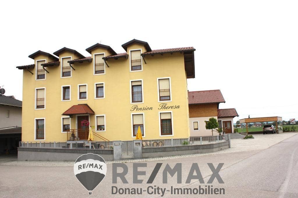 Guest House & Family Home near Tulln