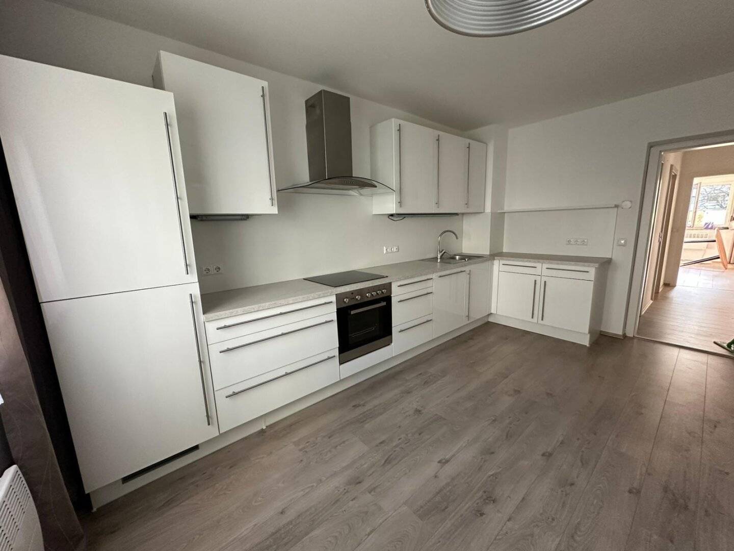 Wohnung zentrale Lage saniert Parkmöglichkeit
