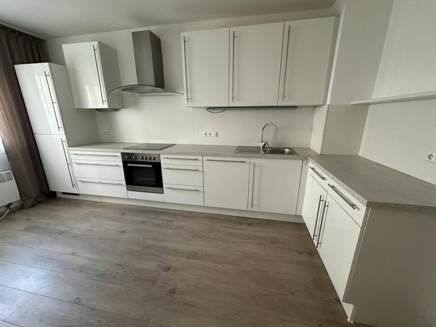 Wohnung zentrale Lage saniert Parkmöglichkeit