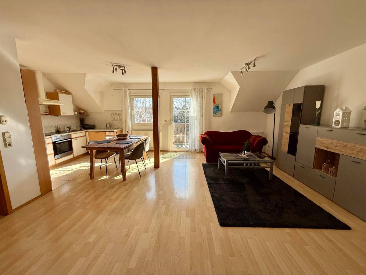 Vollmöblierte 2-Zimmer-Wohnung Inzersdorf