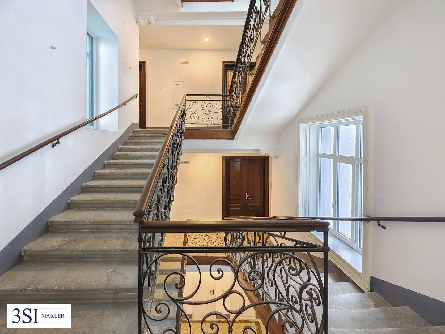 2-Zimmer-Altbau mit Potenzial in guter Lage des 5. Bezirks