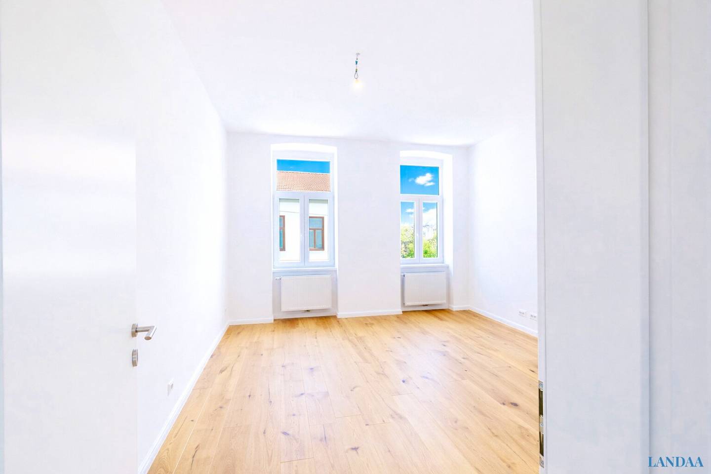 Apartment First Occupancy Renovated Garden