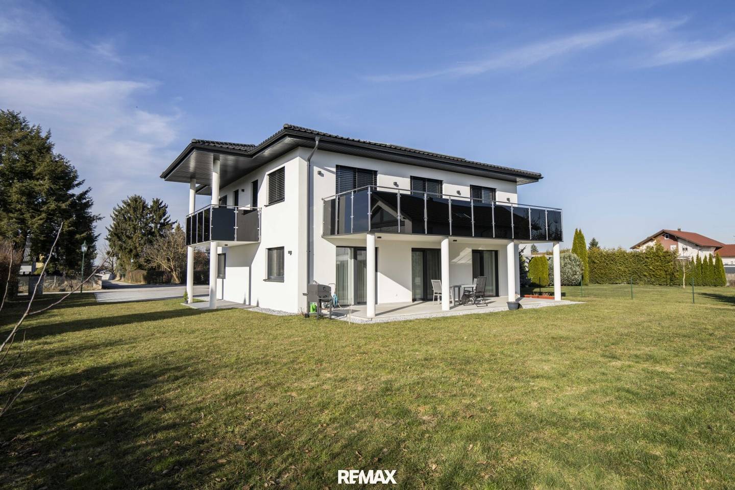 High-end family home Pfaffstätt