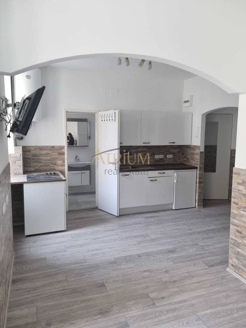 Compact apartment in a quiet location rented