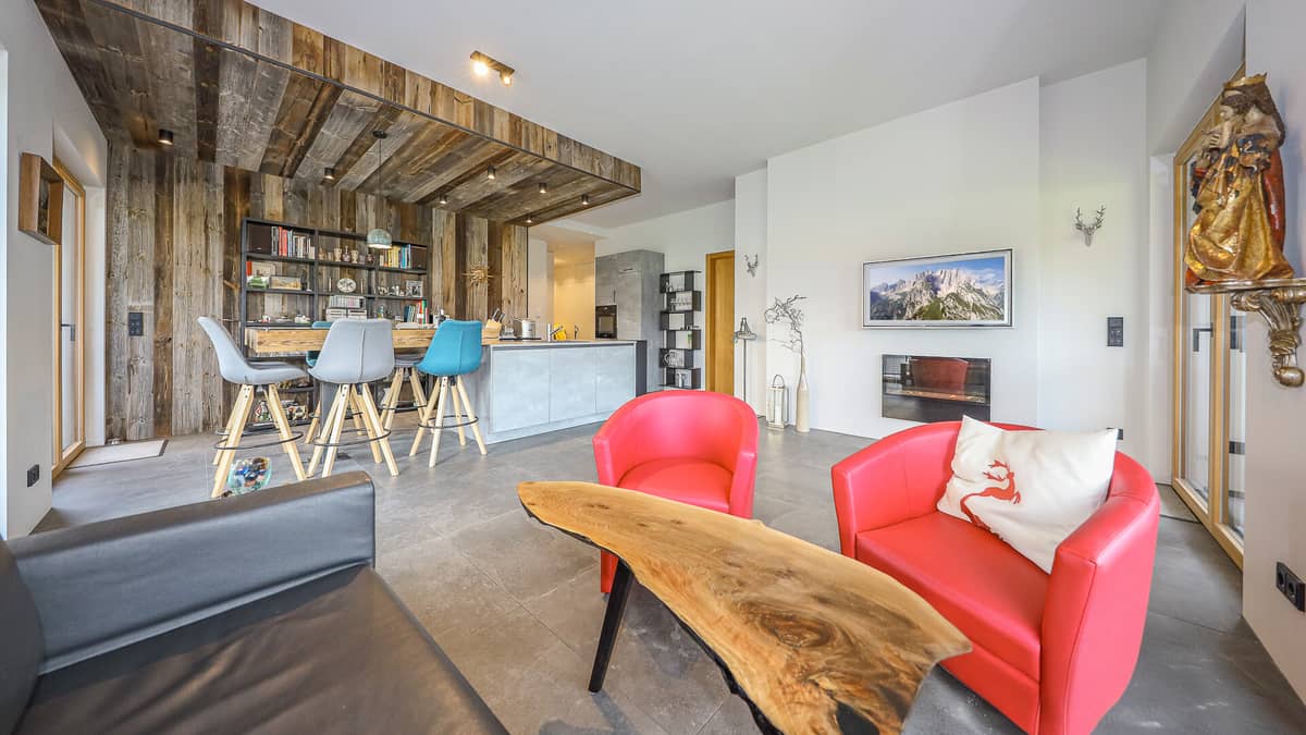 Exklusive EG-Wohnung mit Garten, Oberndorf