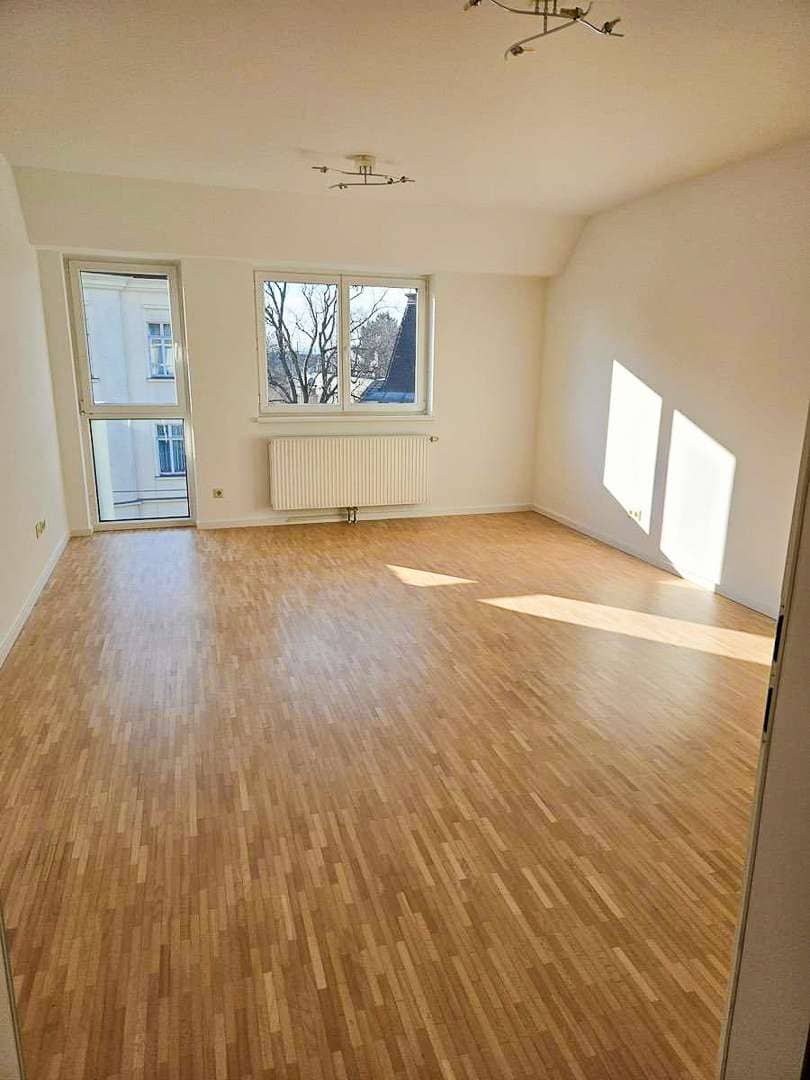 Maisonette apartment in a quiet location with garage included