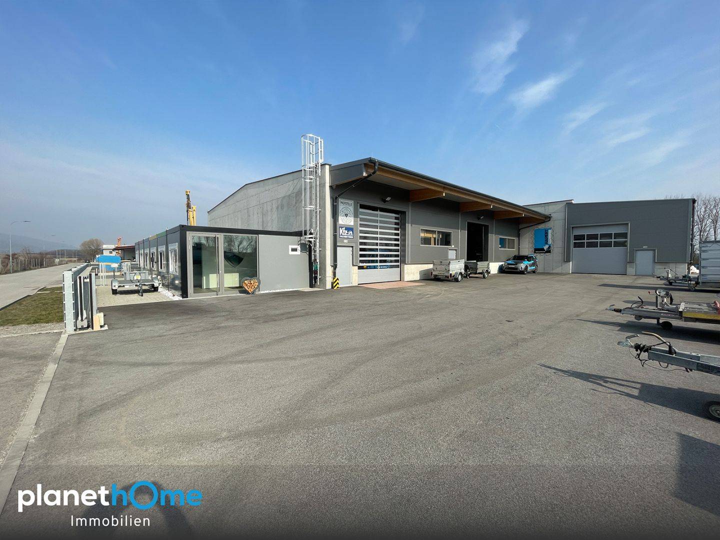 Gewerbehalle Sooß, 1305 m²