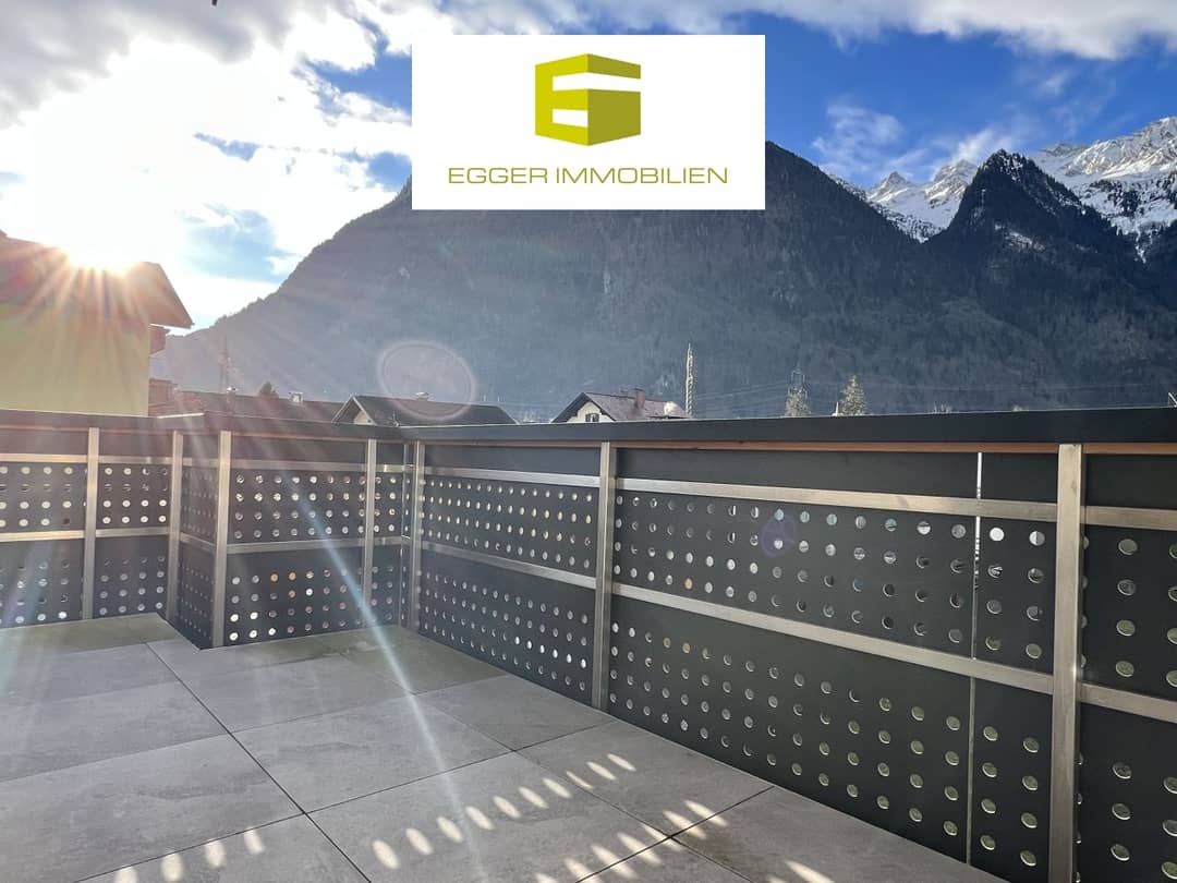 Renovated apartment in quiet location with balcony
