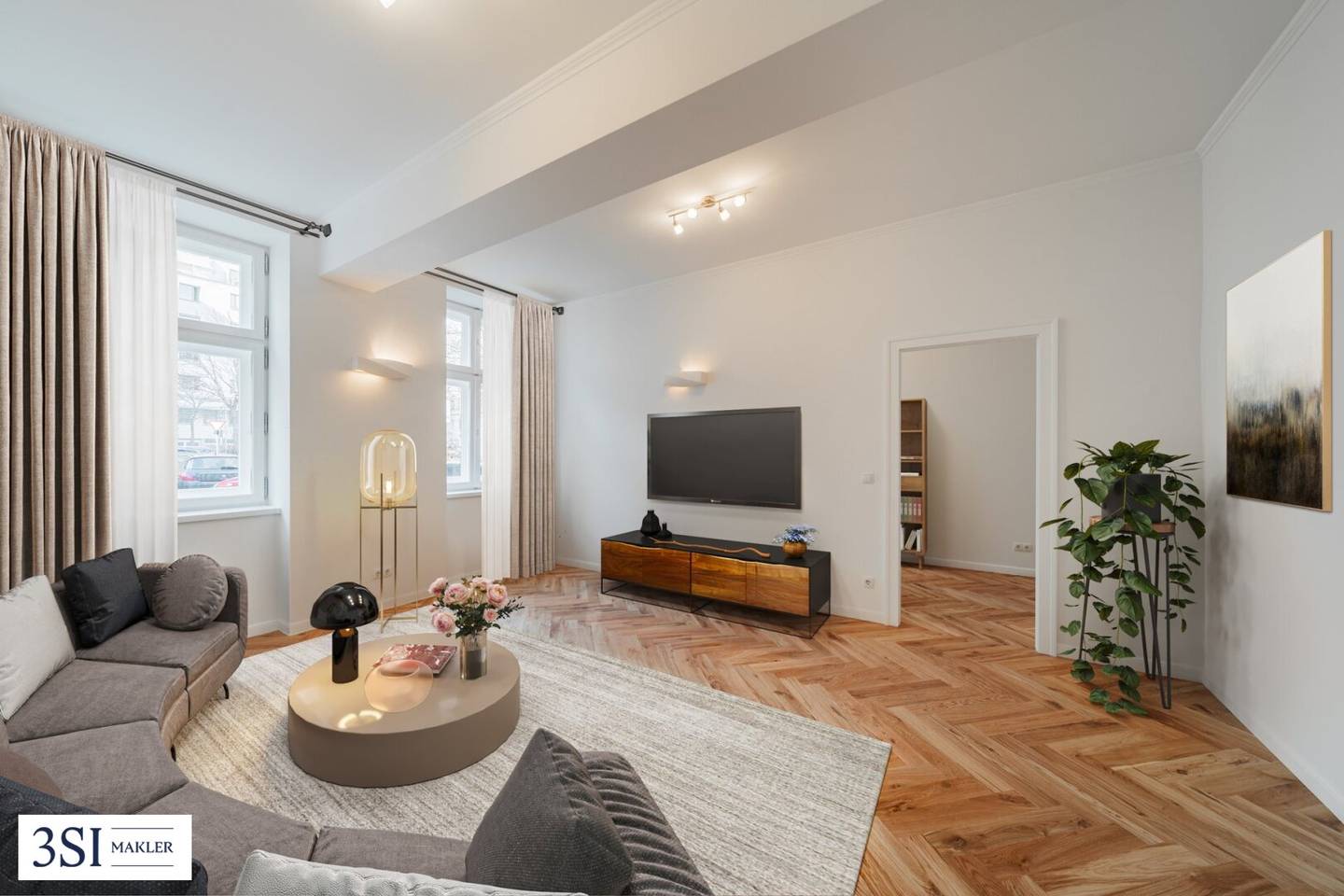 First occupancy! Beautifully renovated period apartment at Bennoplatz!