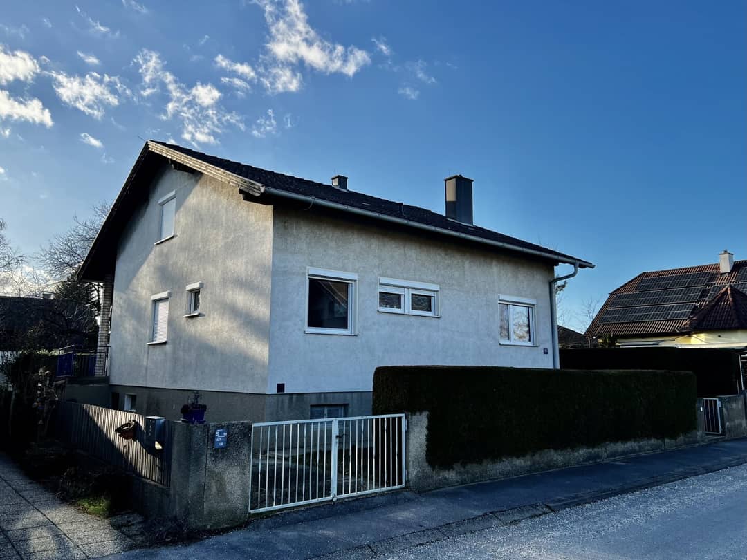 Einfamilienhaus mit Garten und Terrasse in Grünruhelage