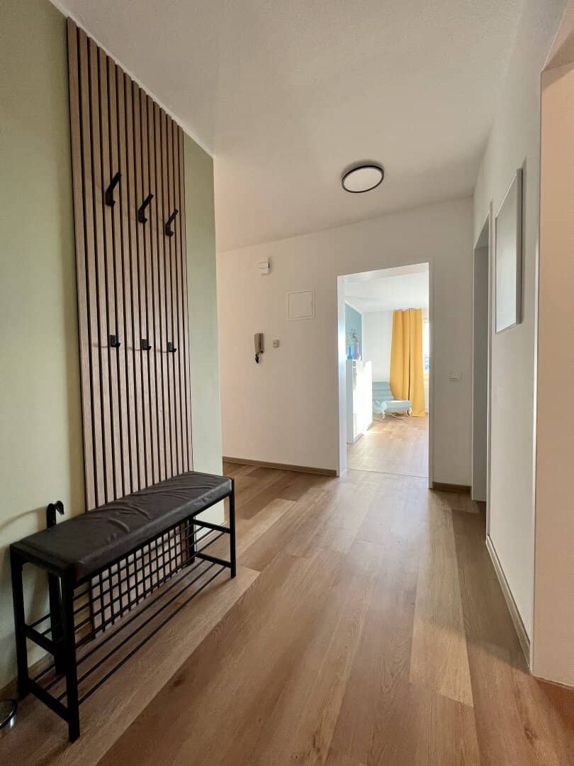 Wohnung Lift und zwei Parkplätze im Zentrum