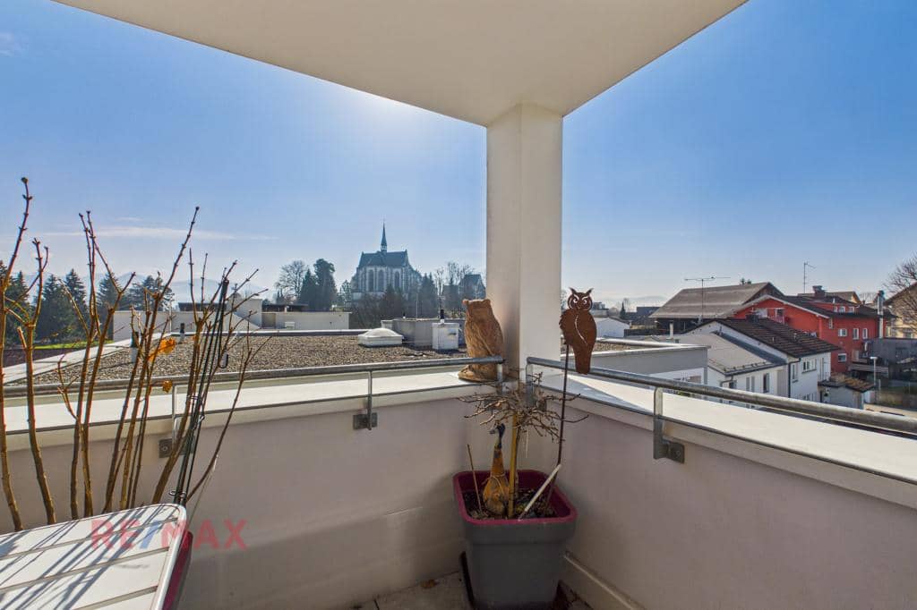 Dachgeschosswohnung Helle Räume Aufzug