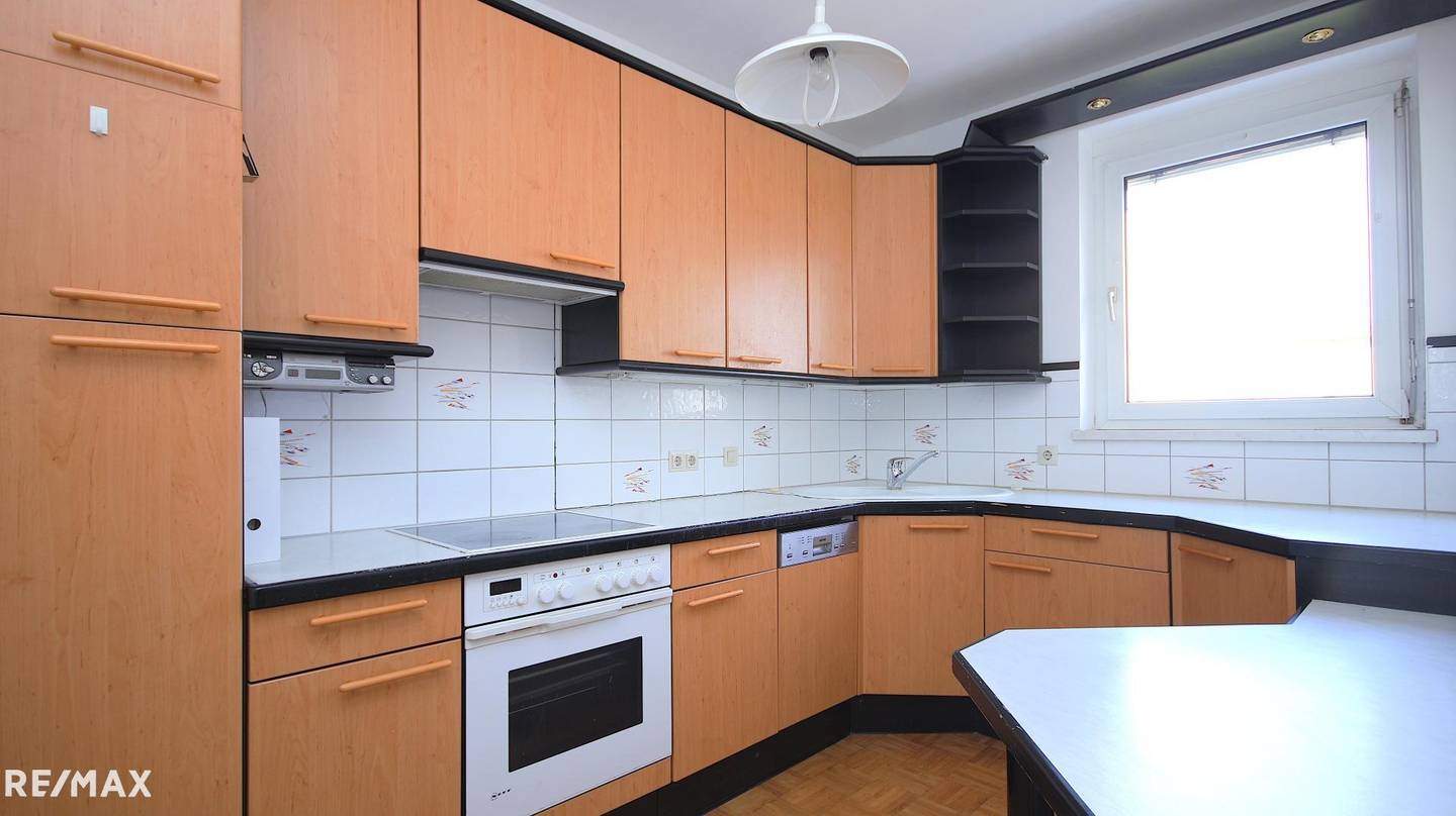 Apartment in Wetzelsdorf with a large balcony and an underground parking space