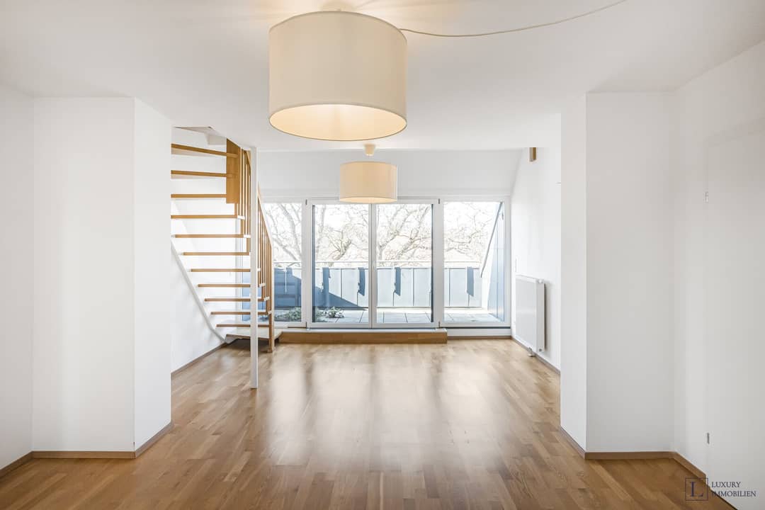 Dachgeschosswohnung Dachterrasse Gartenbereich