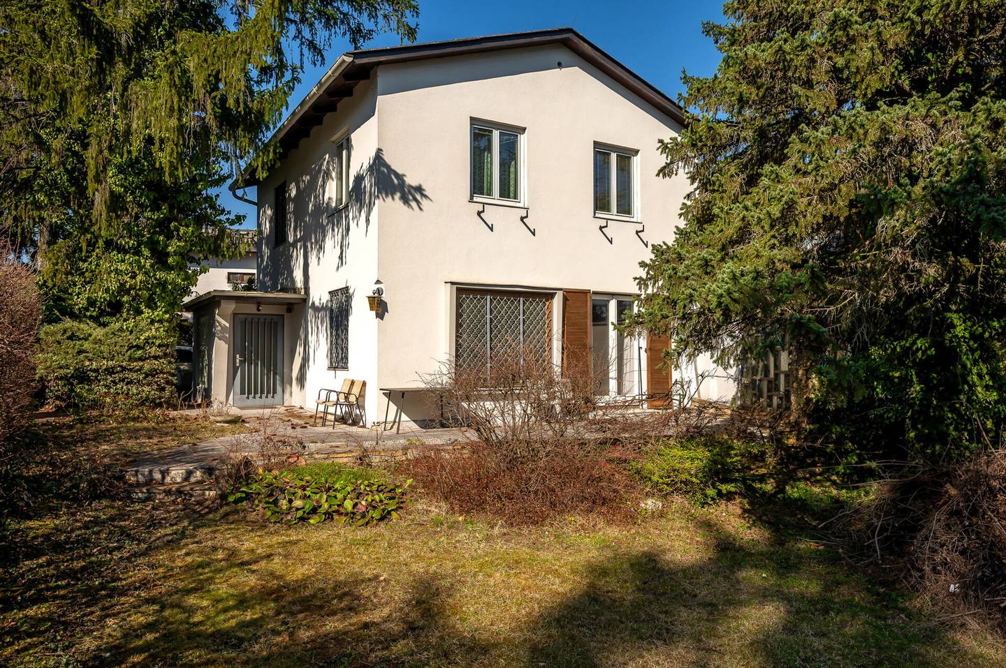 Family House in Hietzing with Garden