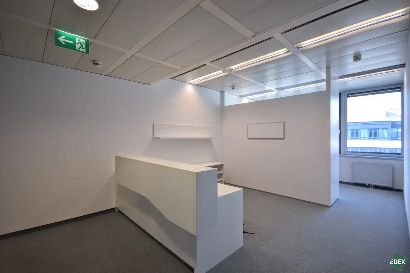 Office in EURO PLAZA, 428 m²