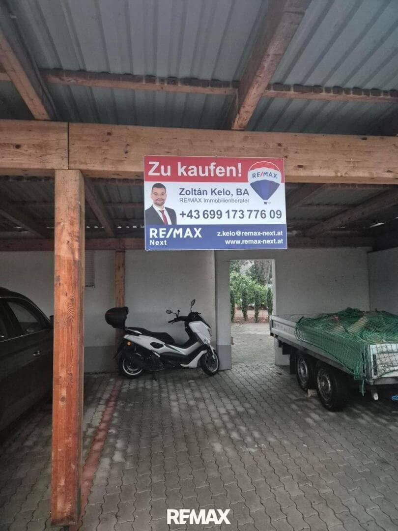 Covered Carport in Ebreichsdorf