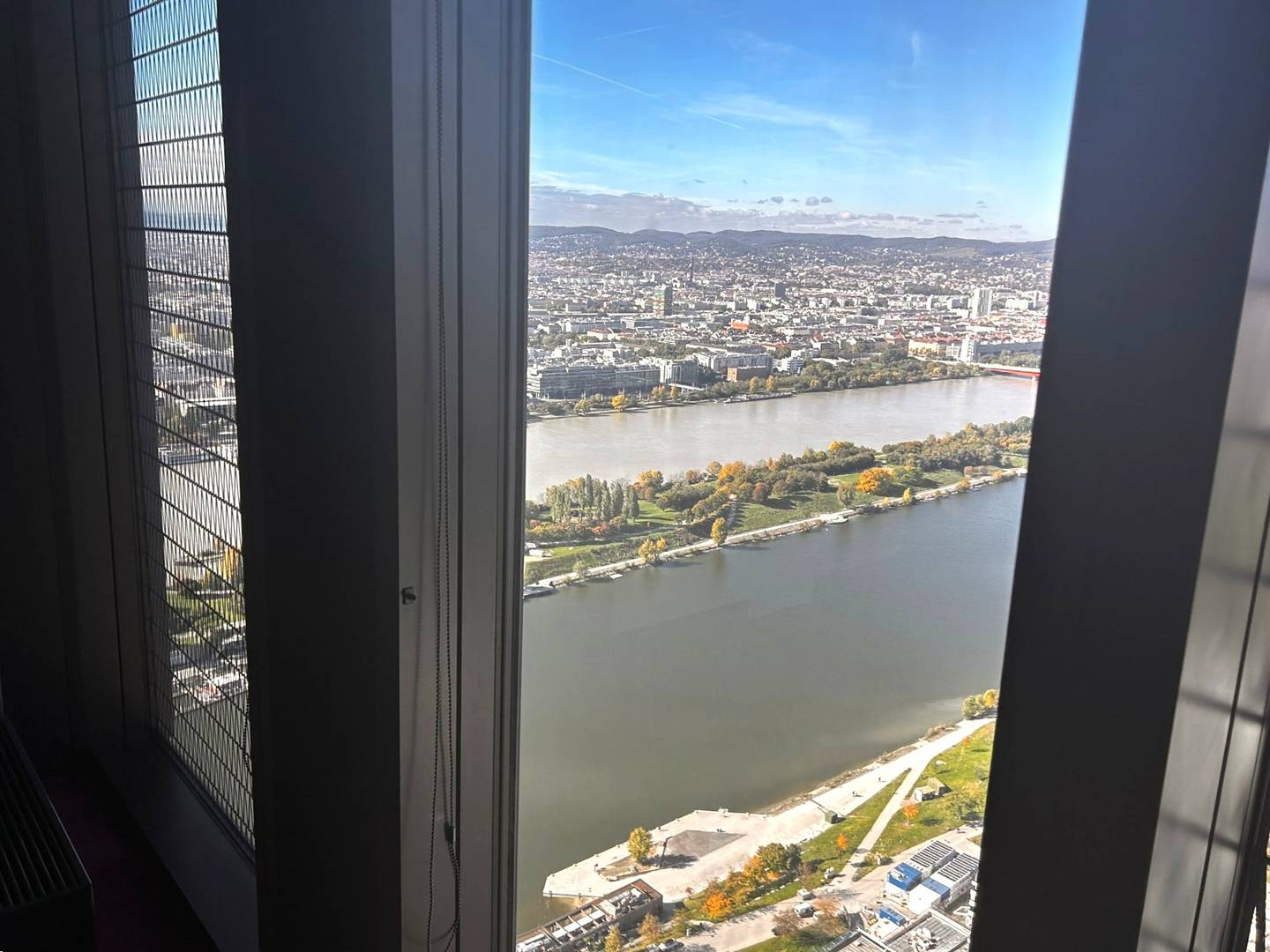 DC-Tower Büro 1165 m² Wien