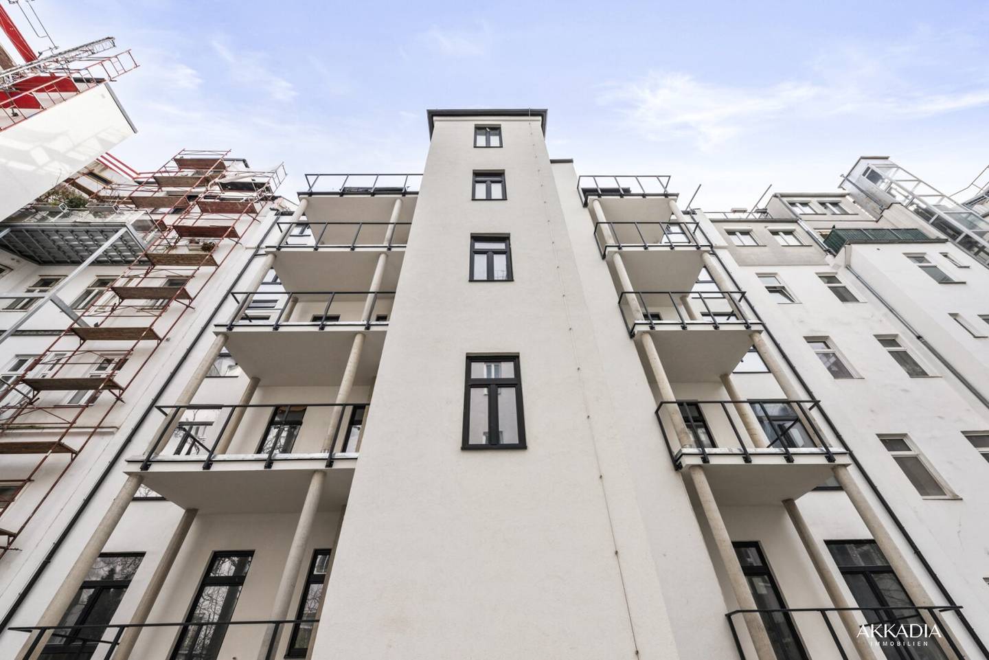"ModernLiving9th" - Wunderschön saniertes Zinshaus mit Dachgeschoßausbau im 9. Bezirk