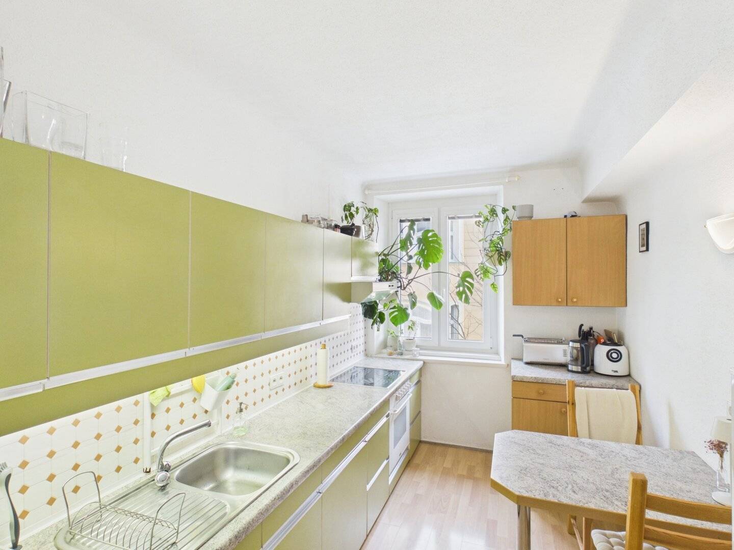 Wohnung nahe Schloss Schönbrunn mit Balkon