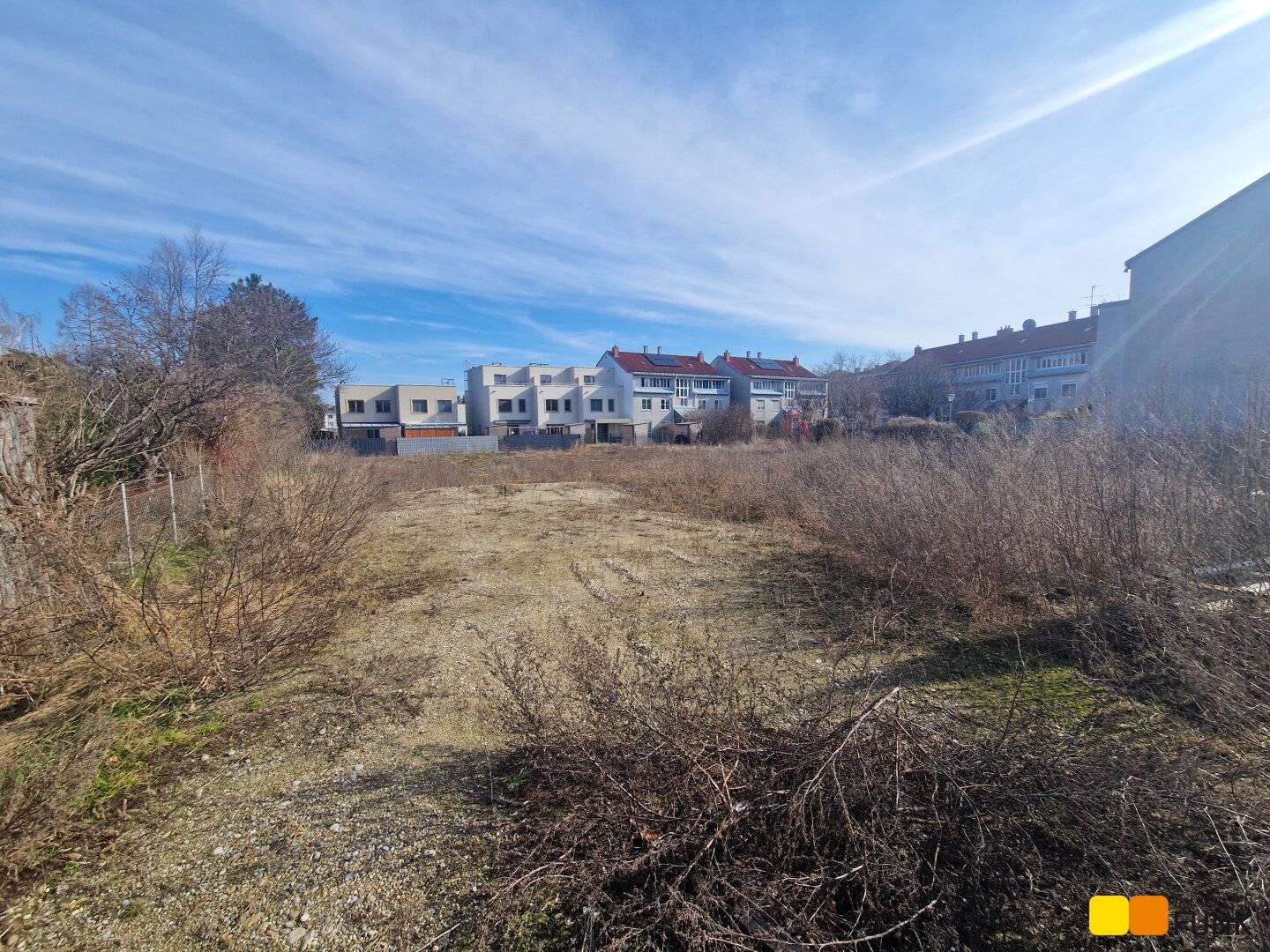 Two adjacent sunny building plots in Stammersdorf (Note: keep proper names unchanged)