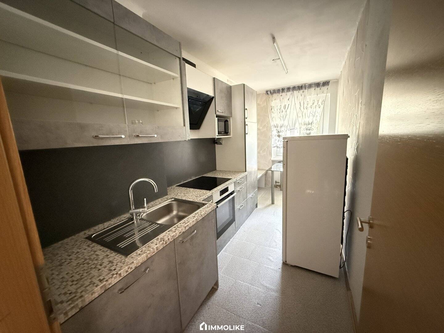 Ground floor apartment central location terrace