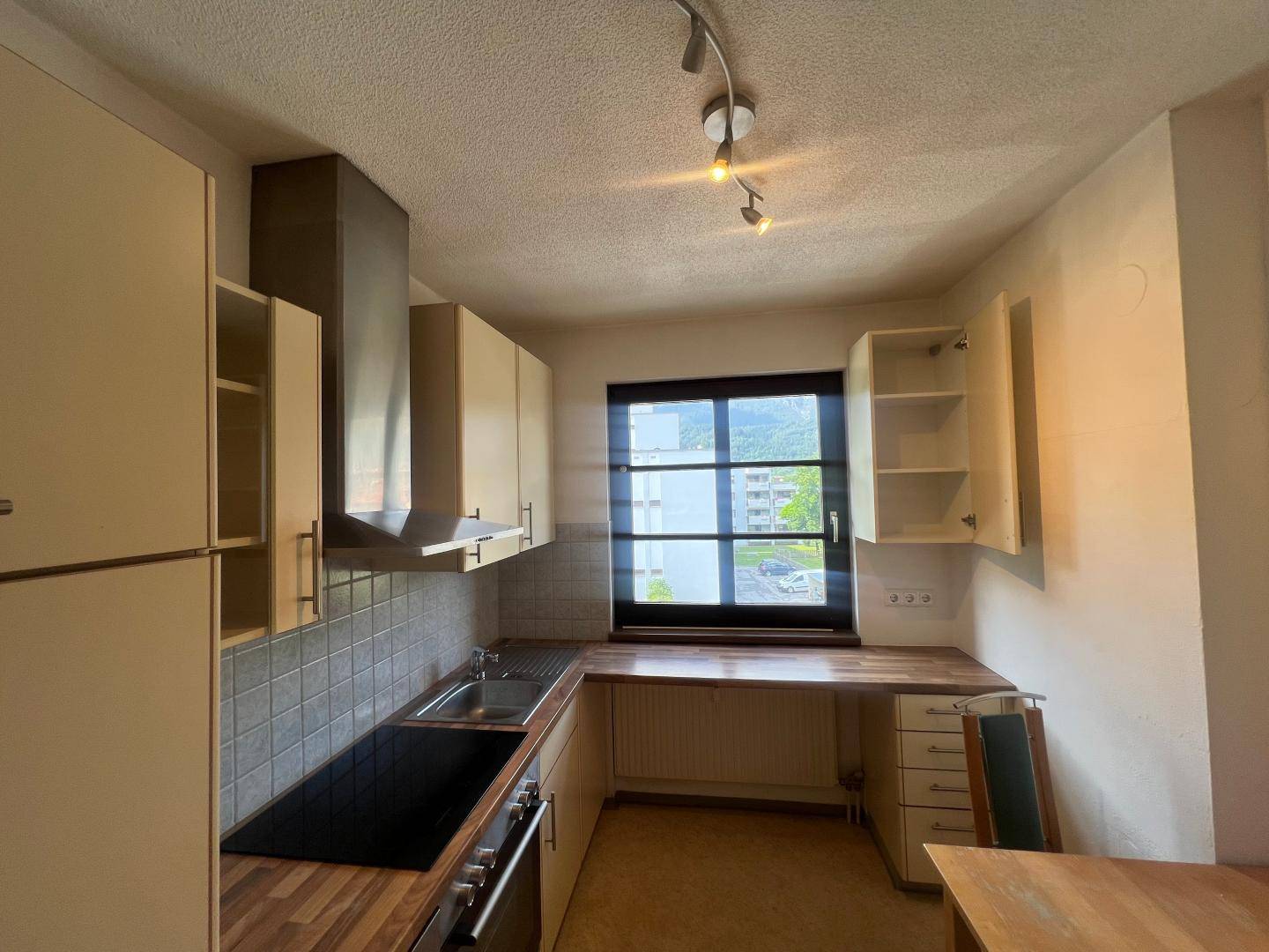 Dachgeschosswohnung mit vollverglaster Terrasse