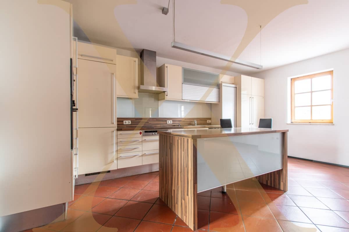 Townhouse with Garden in Linz Center