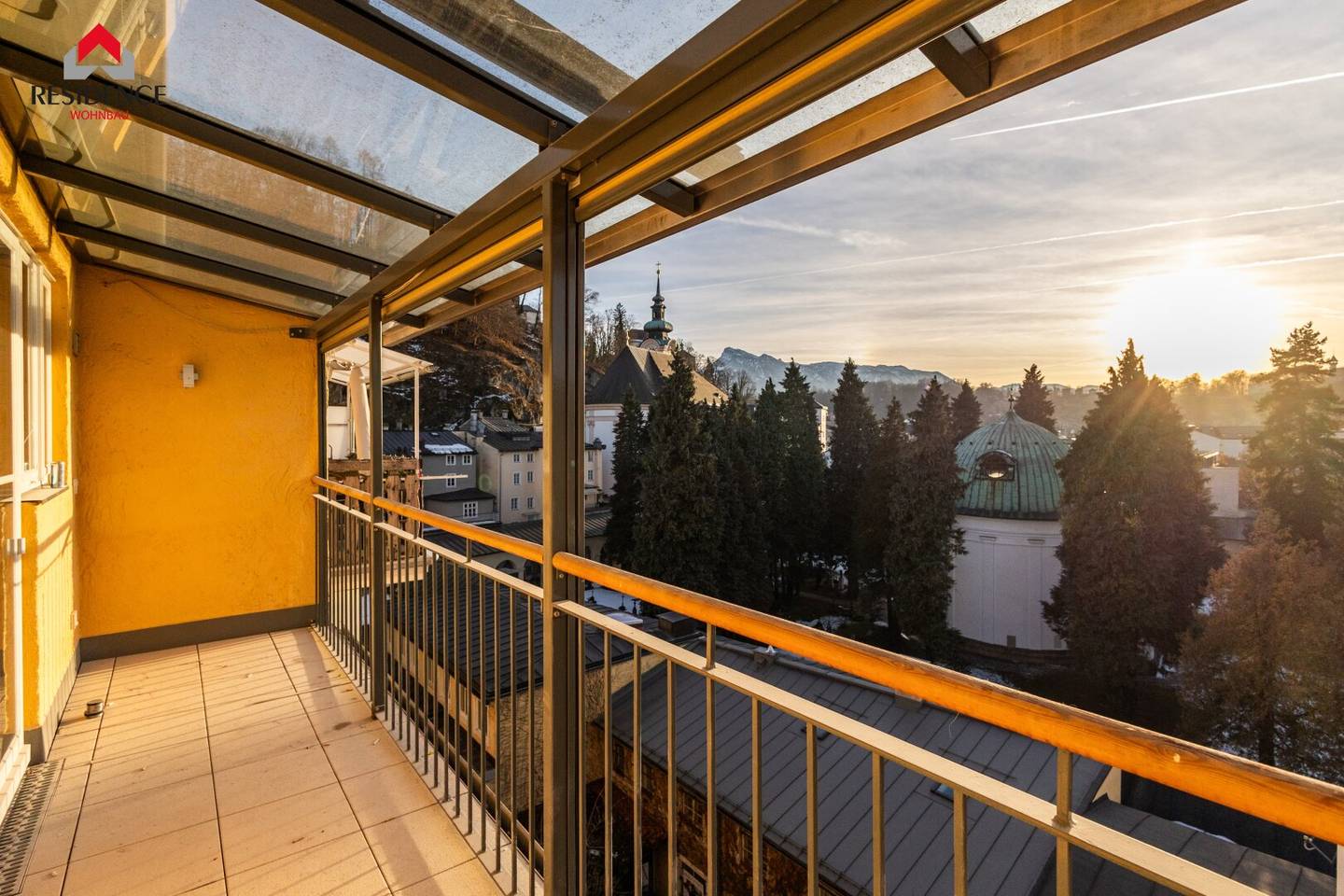 Dachgeschosswohnung Top location first occupancy after renovation