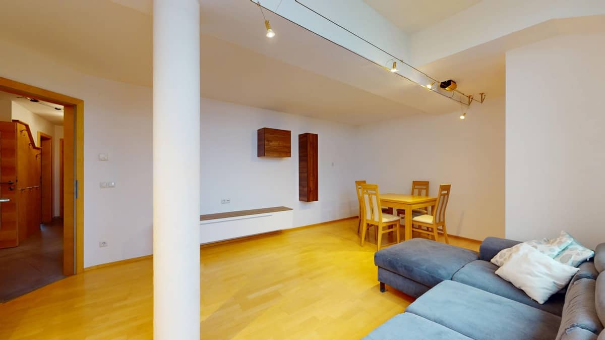Dachgeschosswohnung with balcony and roof terrace