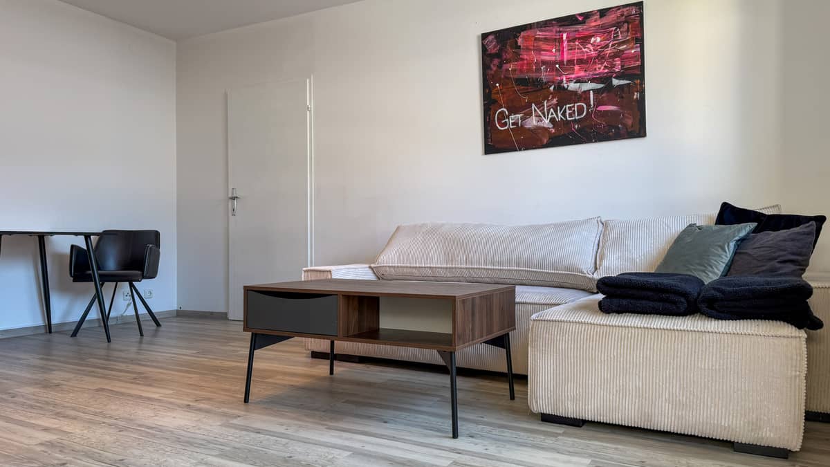 2-Zi.-Wohnung m. Balkon, St. Johann