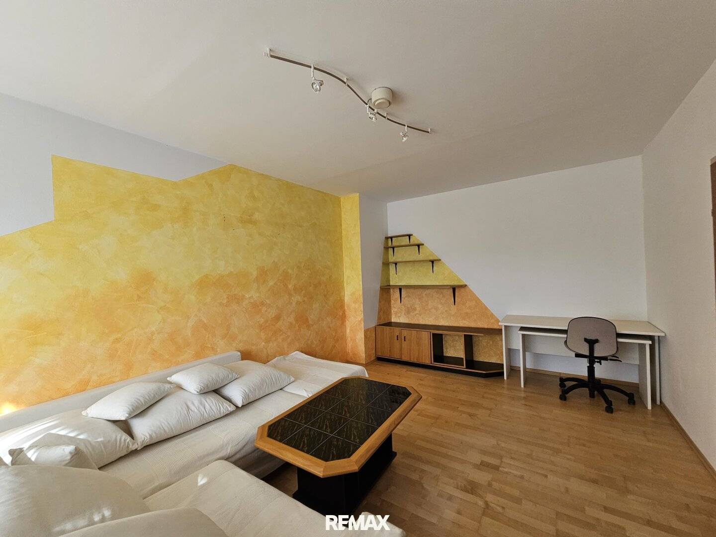 Wohnung mit Loggia und Aussicht in ruhiger Lage