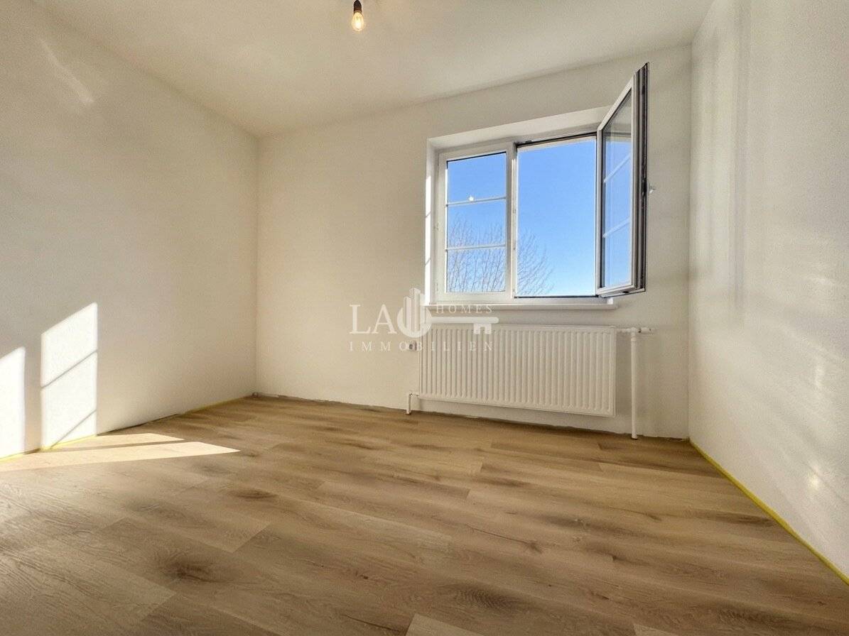 Apartment fully renovated quiet central location