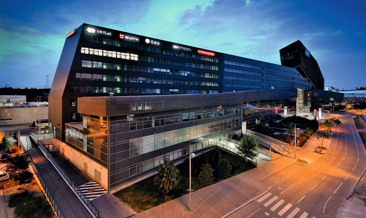 DOPPIO Offices Büros ab 170m²